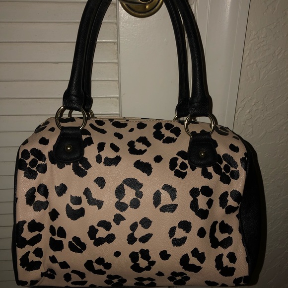 Purse - Picture 3 of 7